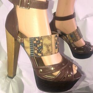 Bakers vintage Y2K 90s studded leather platform heels 7.5M